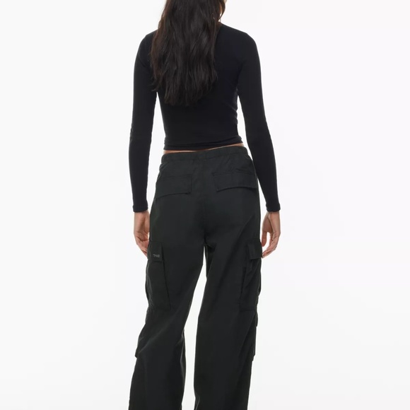 Aritzia Tna Squad Pocket Parachute Pant XXS Black - Picture 3 of 5